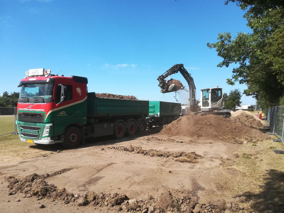 Snave Vognmandsforretning er eksperter i transportopgaver inden for landbruget